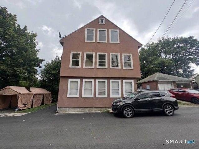 House for sale in Meriden, South Central Connecticut Planning Region