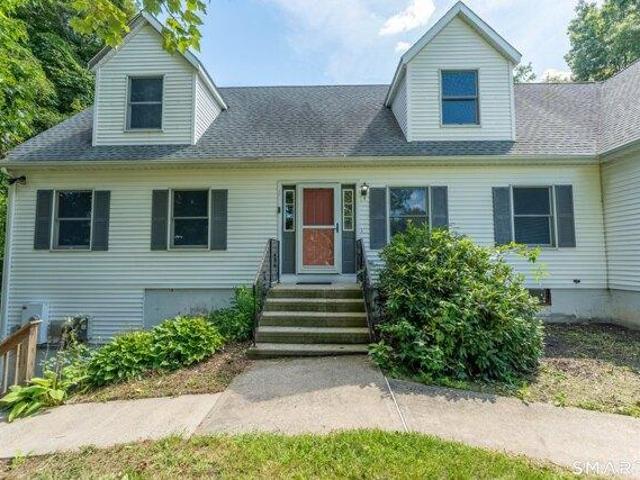 House for sale in Oakdale, Montville