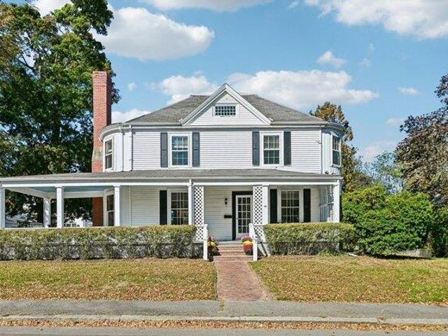 House for sale in Nahant, Essex County