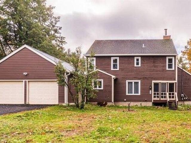 House for sale in Oxford, Connecticut