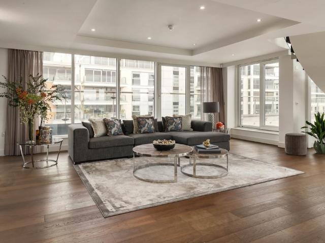 Flat for rent in Imperial Wharf, Greater London