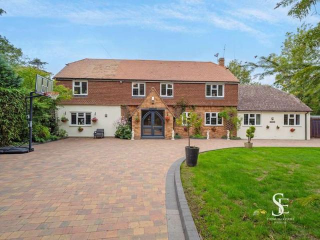 Property for sale in Bray
