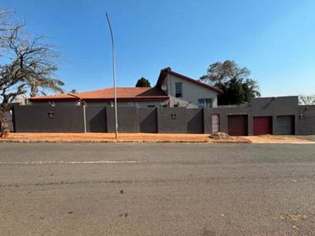House for sale in Vosloorus, Gauteng
