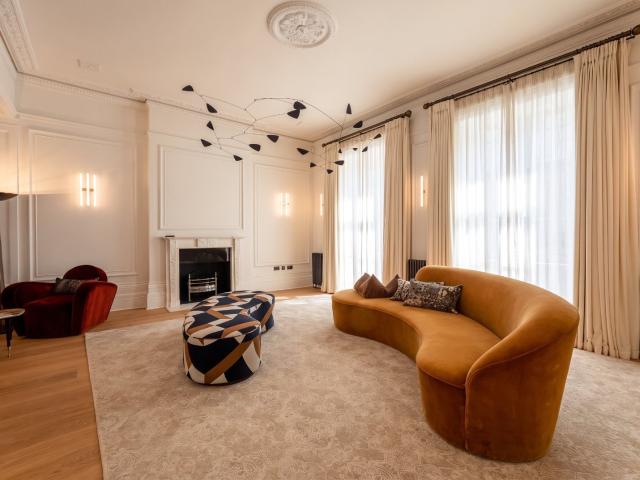 House for rent in Belgravia, Greater London