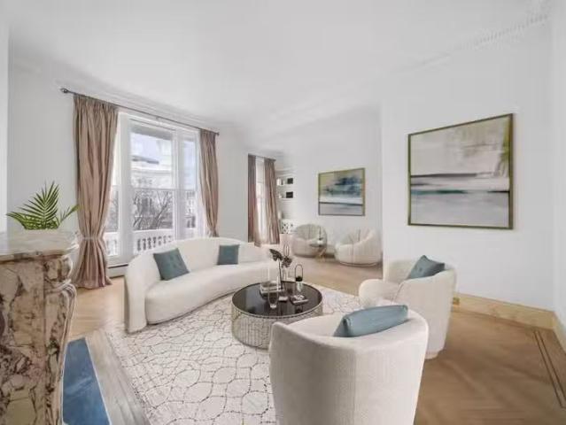 House for rent in Kensington, South Kensington