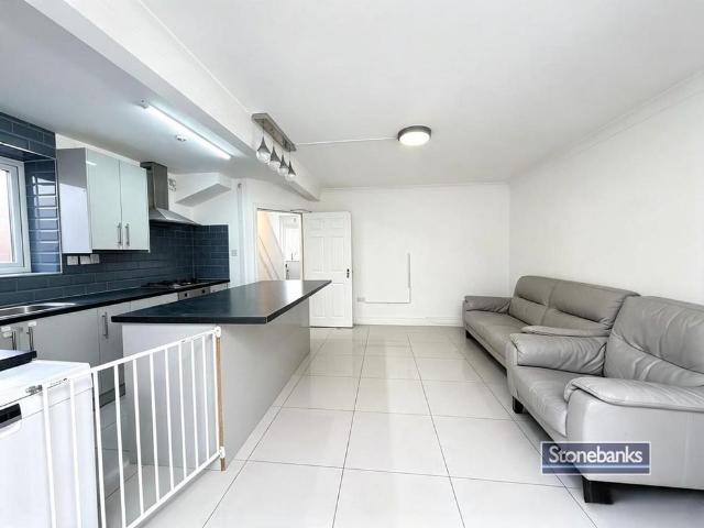 House for rent in Lane, Greater London