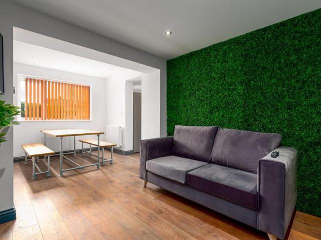 House for rent in Evershot, Oxfordshire