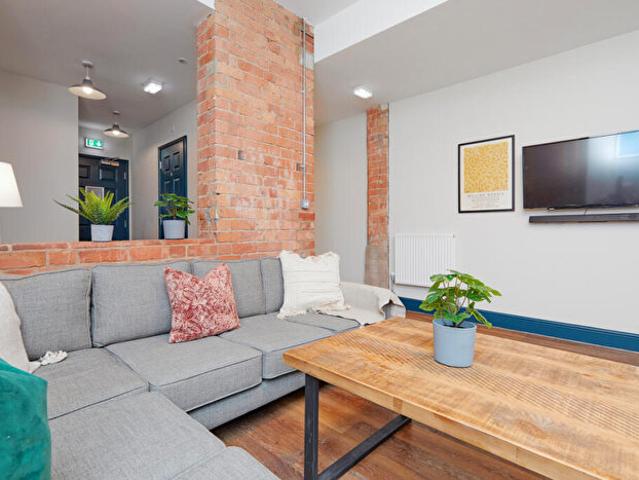 Apartment for rent in Bede Island, Old Wharf