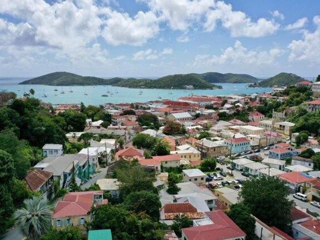 House for sale in Saint Thomas, Missouri