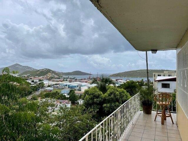 House for sale in Saint Thomas, Missouri