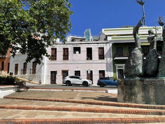 House for sale in San Juan