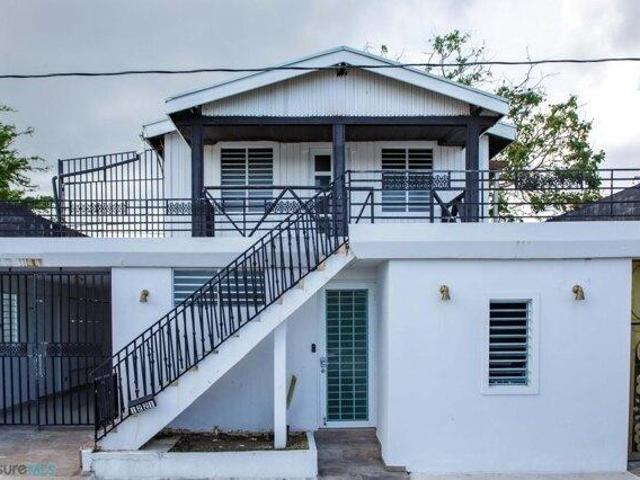 House for sale in San Juan