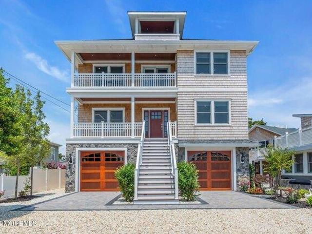 House for sale in Bayville, New Jersey