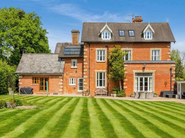 Farm for sale in Hillview, Surrey