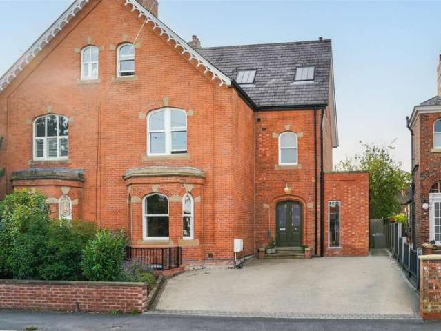 Farm for sale in Stretford, Trafford