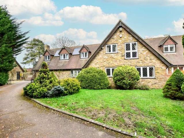 Farm for sale in Iver, Iver Heath