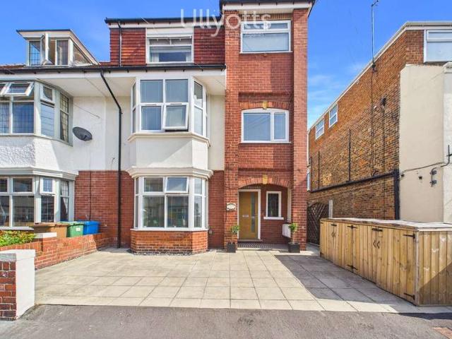 Farm for sale in Hilderthorpe, Bridlington