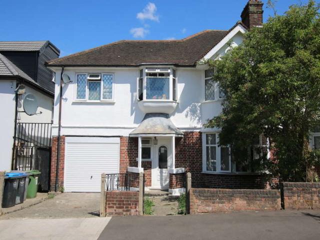 Farm for sale in Harlesden, Greater London