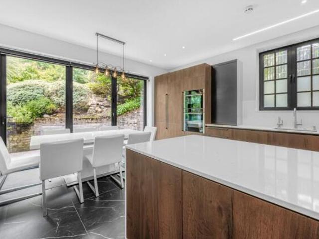 Farm for rent in Hampstead, Greater London