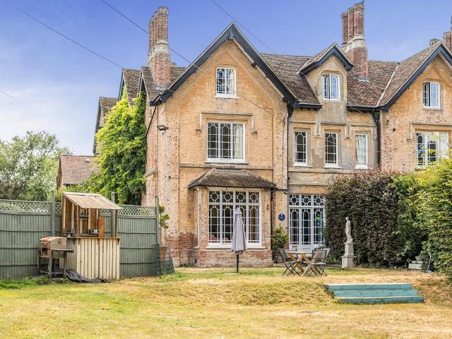 House for sale in Stratford-upon-Avon, Alderminster