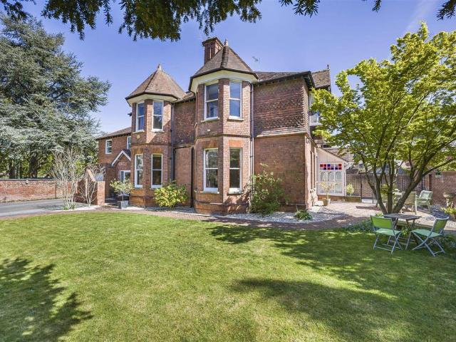 House for sale in Montpellier, Golden Valley