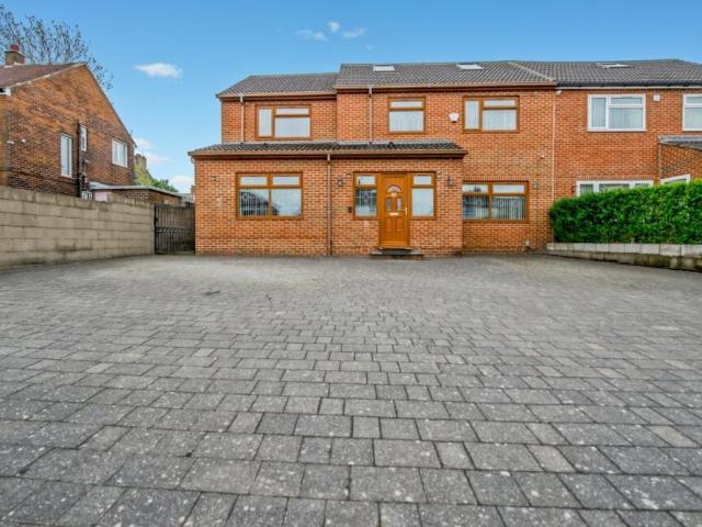 House for sale in West Bowling, West Yorkshire