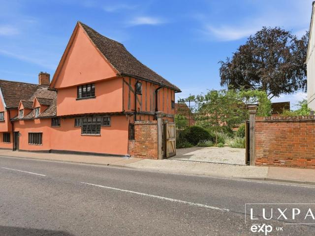 House for sale in Chelmondiston, Suffolk
