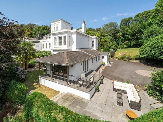 House for sale in Strode, Devon