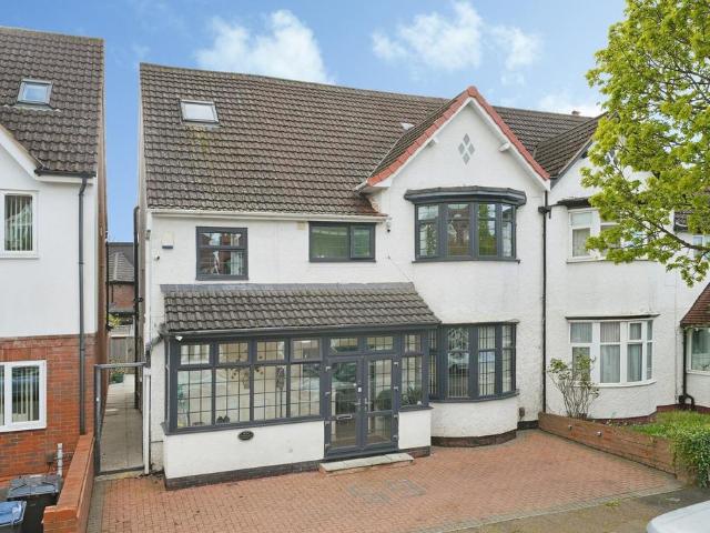 House for sale in Hall Green, West Midlands
