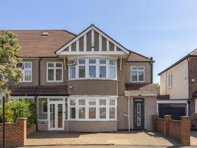 House for sale in London Borough of Hounslow, Spring Grove