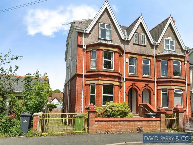 House for sale in Llandrindod Wells