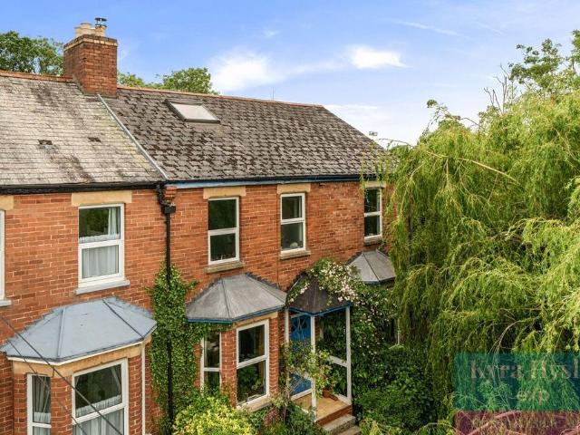 House for sale in Watergate, Devon