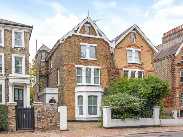 House for sale in Clapham Junction, Greater London