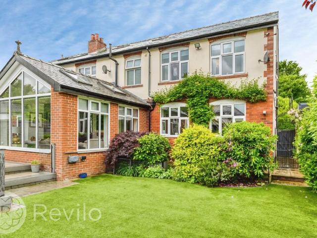 House for sale in Burnedge, Greater Manchester