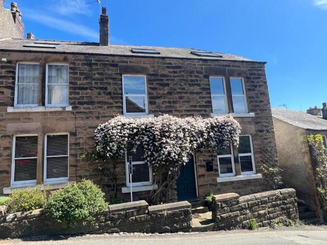 House for sale in Froggatt, East Midlands