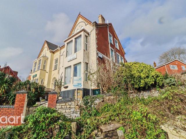 House for sale in Lawrence Hill, Wales