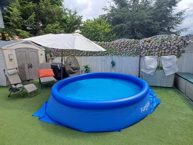House for sale in North Finchley, Greater London