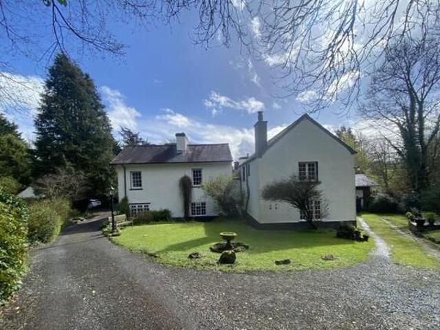 House for sale in Llandeilo, Wales