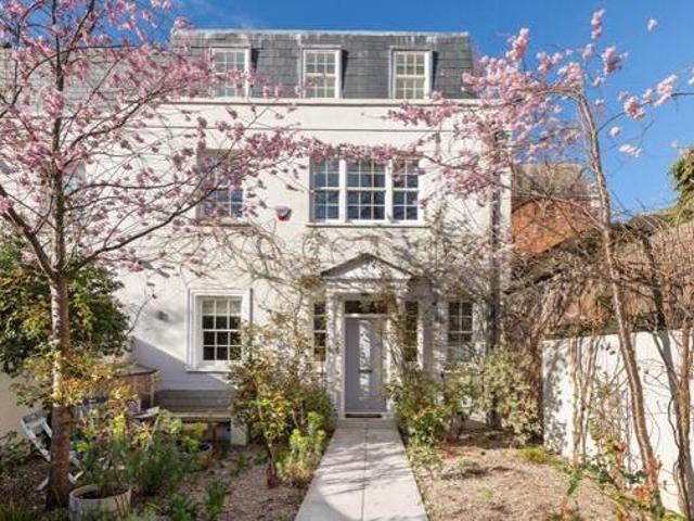 House for sale in City of London, Greater London