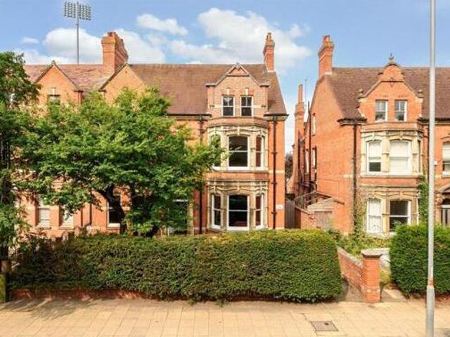 House for sale in Northampton, Northamptonshire
