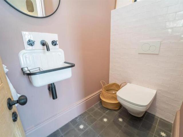 Farm for sale in Stretford, Trafford
