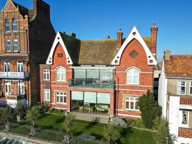 House for sale in East Cliff, Acol
