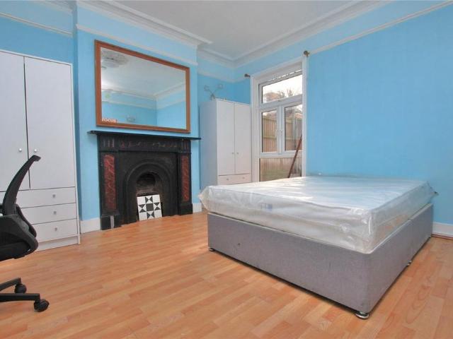 House for rent in Guildford Park, Westborough
