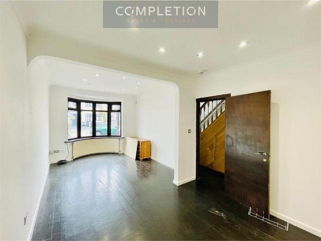 House for rent in London Borough of Redbridge, Greater London