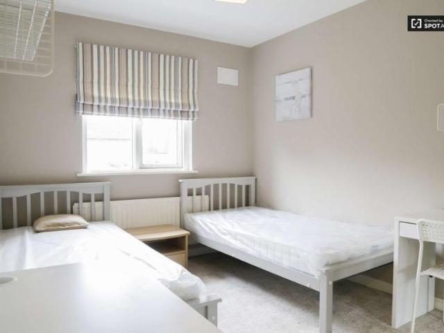 Property to rent in Bluebell, North Tipperary