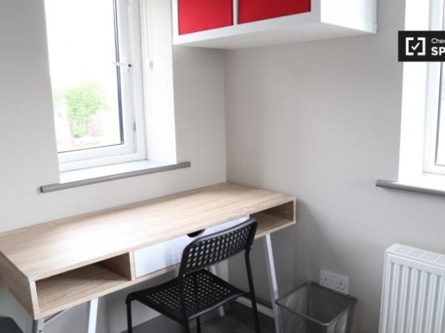 Property to rent in Bluebell, North Tipperary