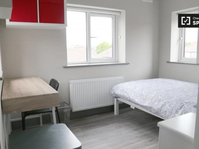 Property to rent in Bluebell, North Tipperary