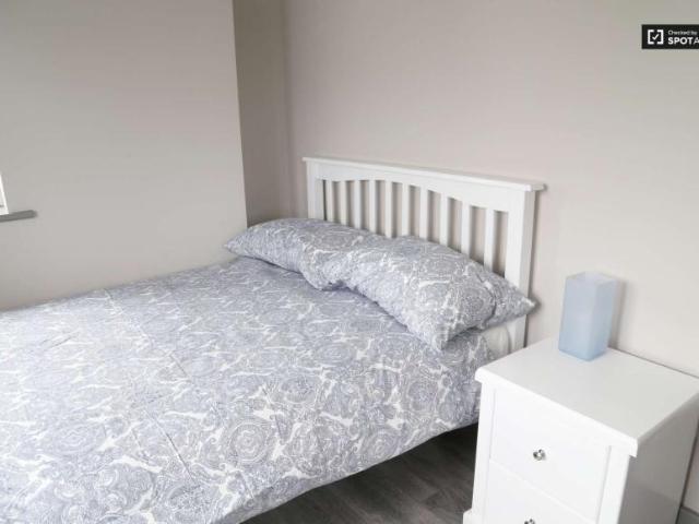 Property to rent in Bluebell, North Tipperary