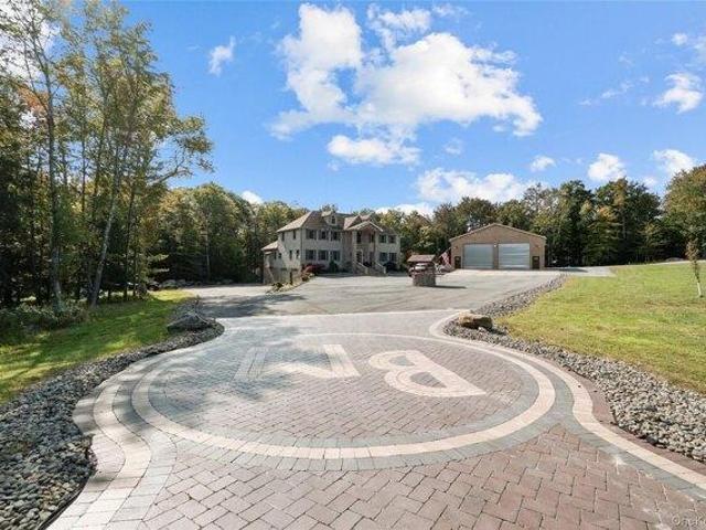 House for sale in Fallsburg, New York