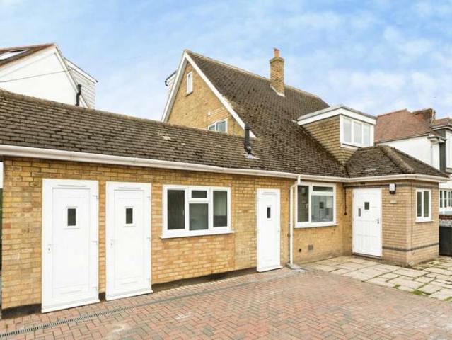 Studio for sale in Chesterton, Arbury